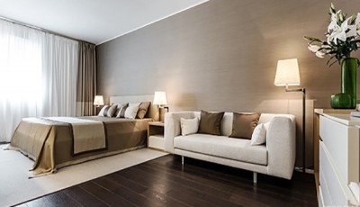 Cách kiểm tra khả năng chịu nước của sàn gỗ công nghiệp