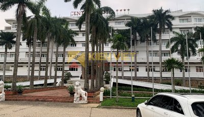 Thi công sàn gỗ công nghiệp tại Khách sạn Century Riverside Huế