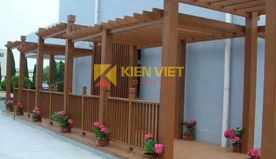 Kho Kiến Việt Hoàng Mai thi công giàn hoa Kankyo Wood II ngoài trời tại nhà phố Hoàng Như Thiếp - Long Biên